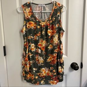 Smallshow nursing top